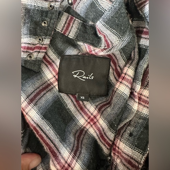 Studded Rails Flannel - Picture 2 of 4